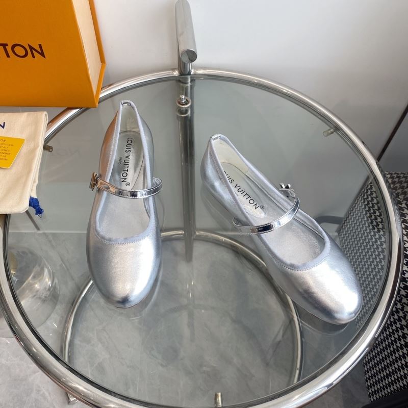 Louis Vuitton Flat Shoes